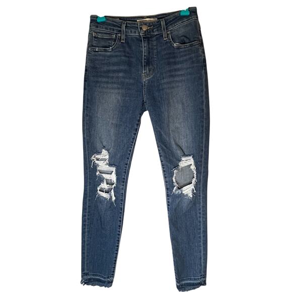 Levi's 721 High Rise Skinny Light Wash Distressed Jean Size 26 - Picture 1 of 13